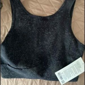 New Energetic Edge Cropped Tank Size 10